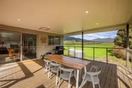 The outdoor dining area, off the kitchen, at Dreaming of the Buckland. Accommodation in the Buckland Valley